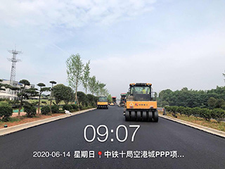 長沙太空金路橋材料有限公司,雙鋼輪壓路機(jī),福格勒瀝青攤鋪機(jī),AC系列,AF系列,SBS系列